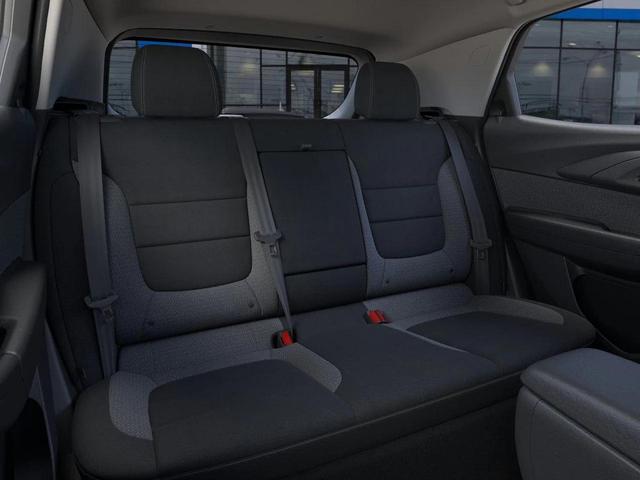 Photo of 2026 Summit White Chevrolet Trailblazer