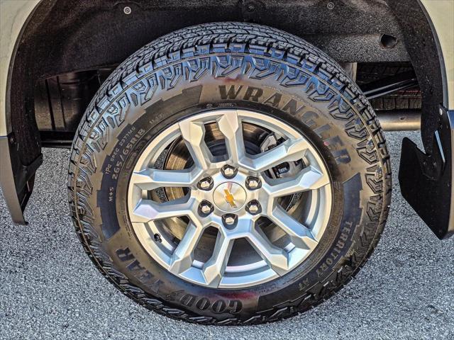 Photo of 2025 Sterling Gray Metallic Chevrolet Silverado 1500