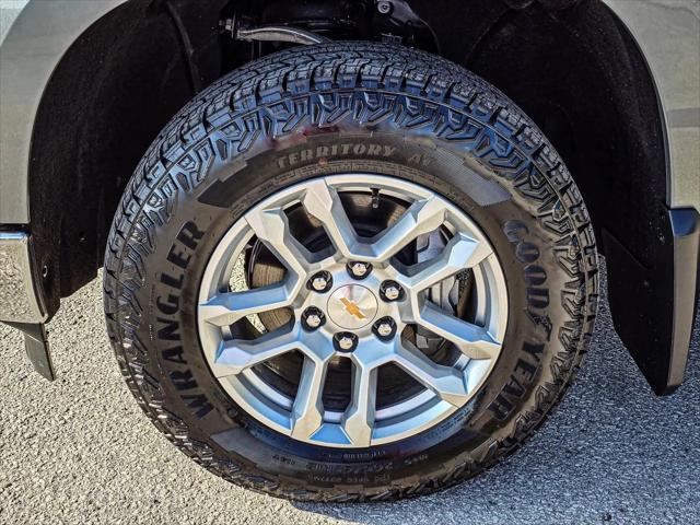 Photo of 2025 Sterling Gray Metallic Chevrolet Silverado 1500
