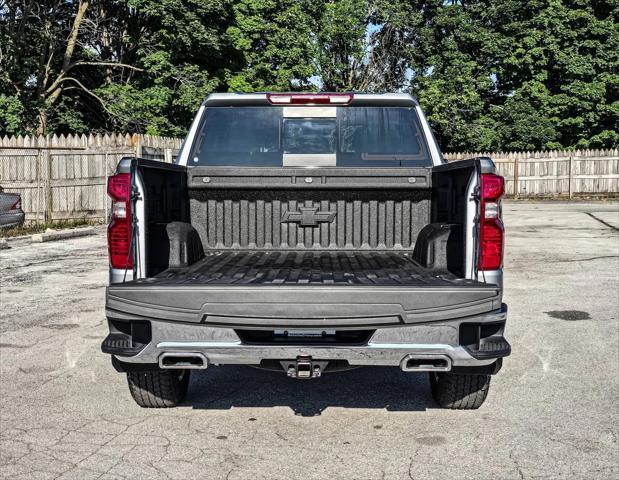 Photo of 2025 Sterling Gray Metallic Chevrolet Silverado 1500