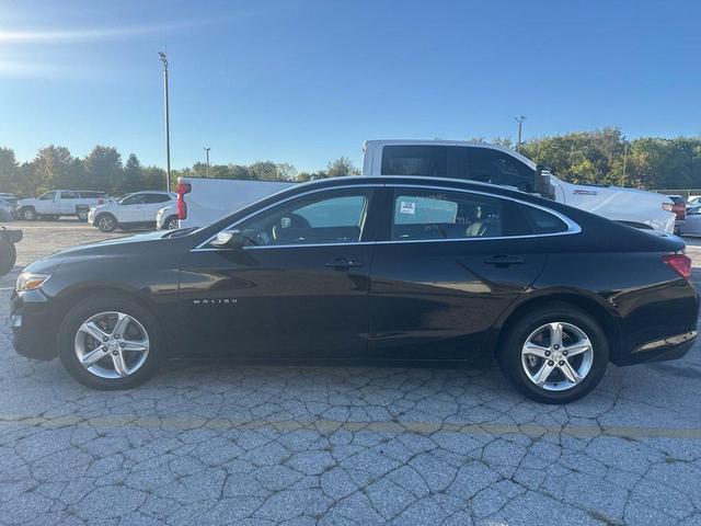 Photo of 2024 Mosaic Black Metallic Chevrolet Malibu