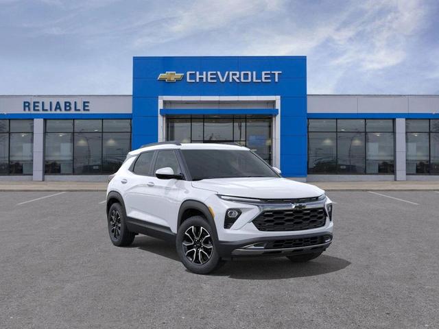 Photo of 2026 Iridescent Pearl Tricoat Chevrolet Trailblazer