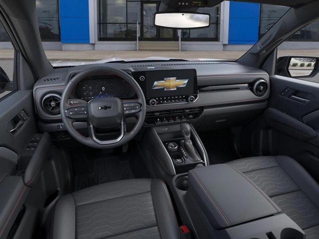 Photo of 2026 Summit White Chevrolet Colorado