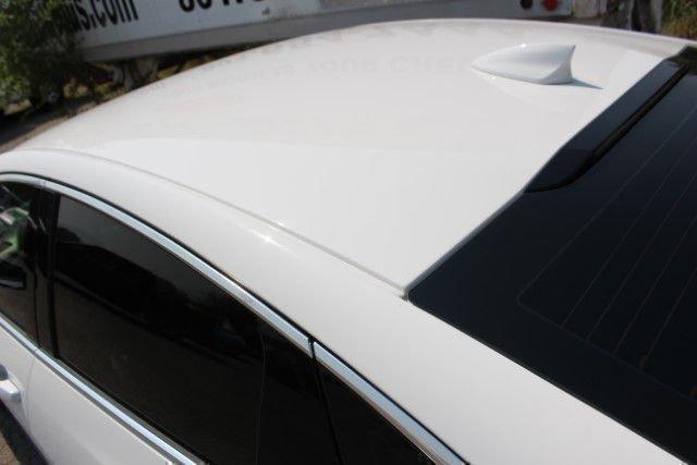 Photo of 2020 Summit White Chevrolet Malibu