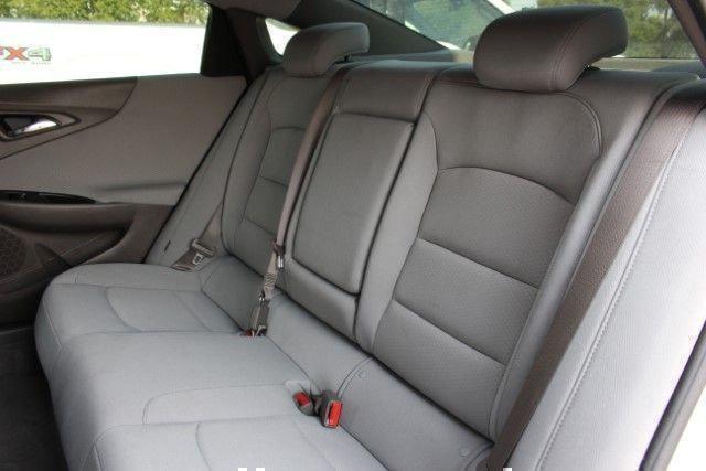 Photo of 2020 Summit White Chevrolet Malibu