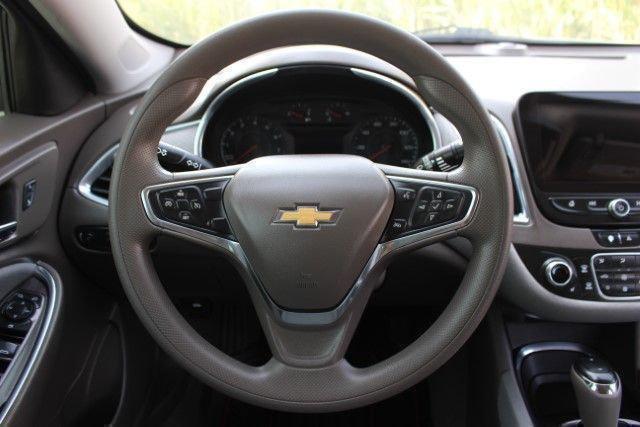 Photo of 2020 Summit White Chevrolet Malibu