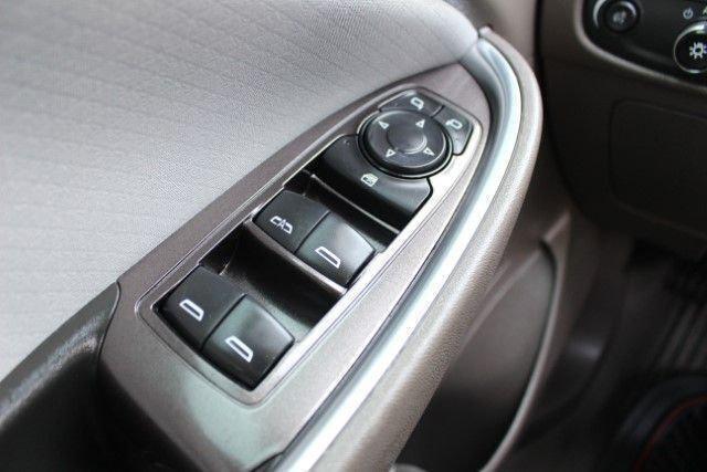 Photo of 2020 Summit White Chevrolet Malibu