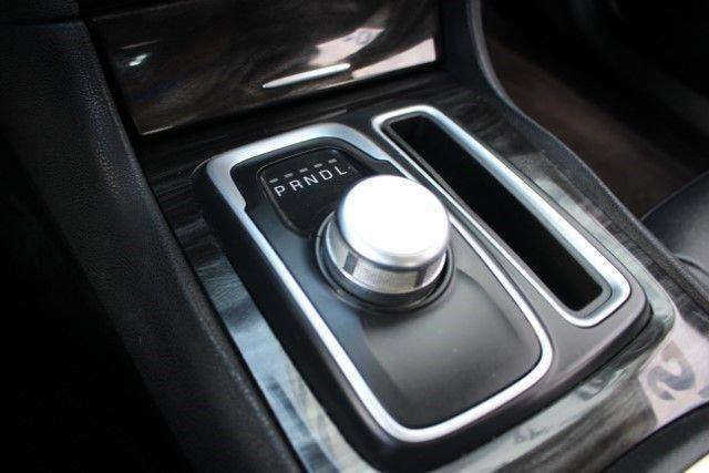 Photo of 2016 Jazz Blue Pearlcoat Chrysler 300