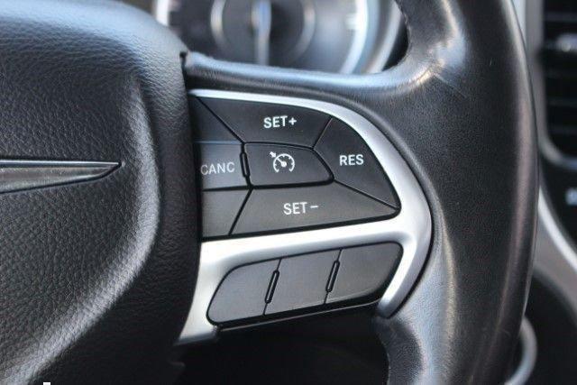 Photo of 2016 Jazz Blue Pearlcoat Chrysler 300