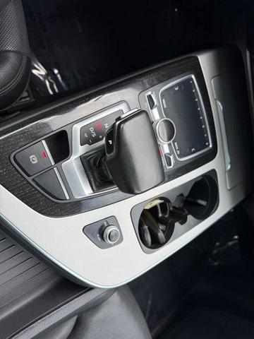Photo of 2019 Gray Metallic Audi Q7