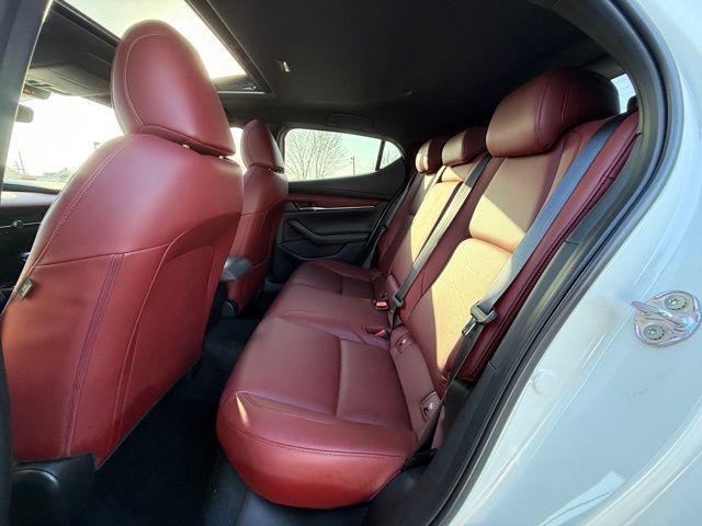 Photo of 2023 Snowflake White Pearl Mica Mazda Mazda3