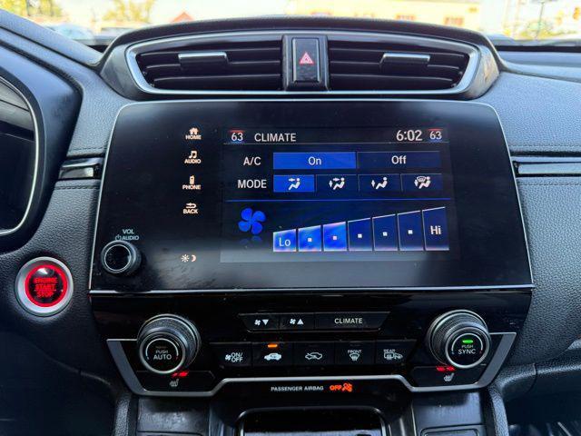Photo of 2019 Obsidian Blue Pearl Honda CR-V