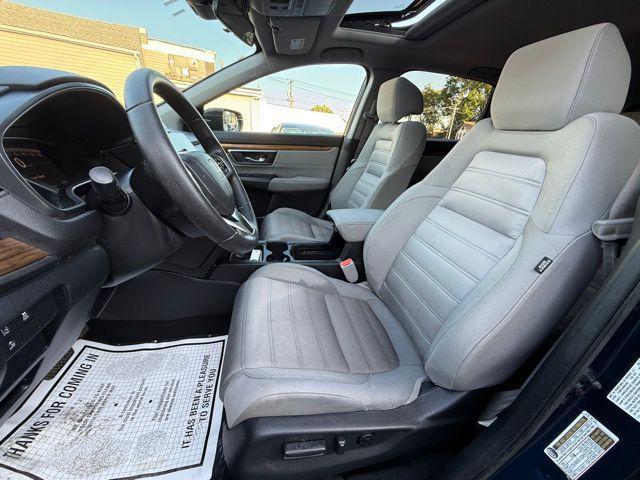 Photo of 2019 Obsidian Blue Pearl Honda CR-V