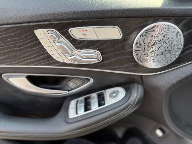 Photo of 2016 Diamond White Metallic Mercedes-Benz C-Class