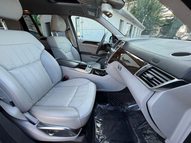 Photo of 2013 Steel Gray Metallic Mercedes-Benz GL-Class