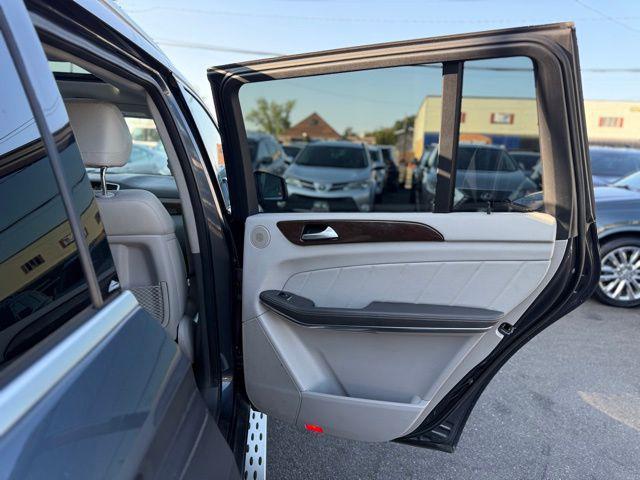 Photo of 2013 Steel Gray Metallic Mercedes-Benz GL-Class