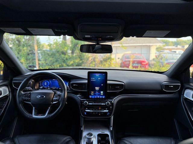 Photo of 2021 Carbonized Gray Metallic Ford Explorer