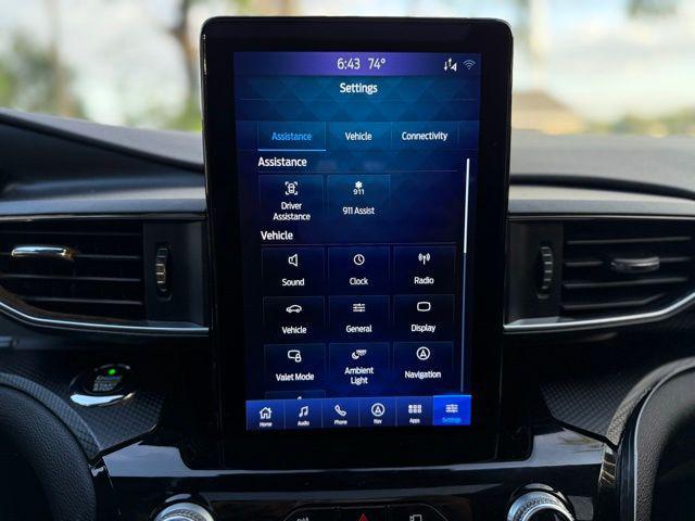 Photo of 2021 Carbonized Gray Metallic Ford Explorer