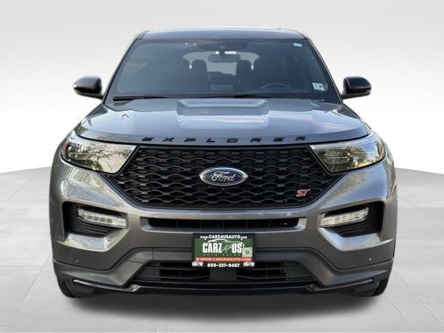 Photo of 2021 Carbonized Gray Metallic Ford Explorer