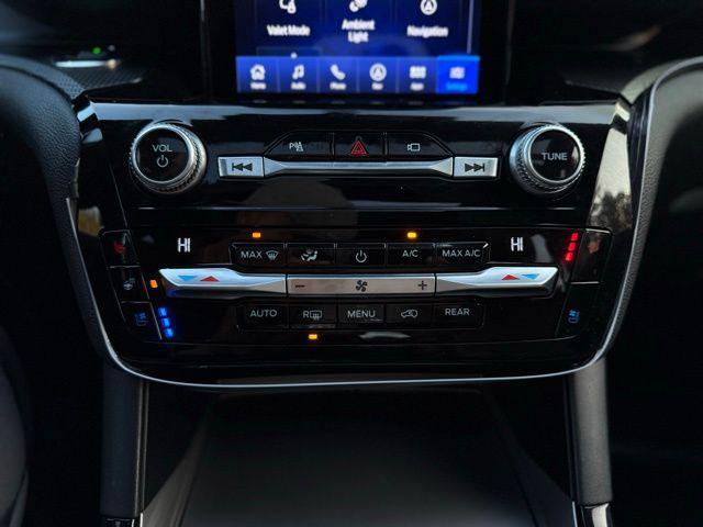 Photo of 2021 Carbonized Gray Metallic Ford Explorer