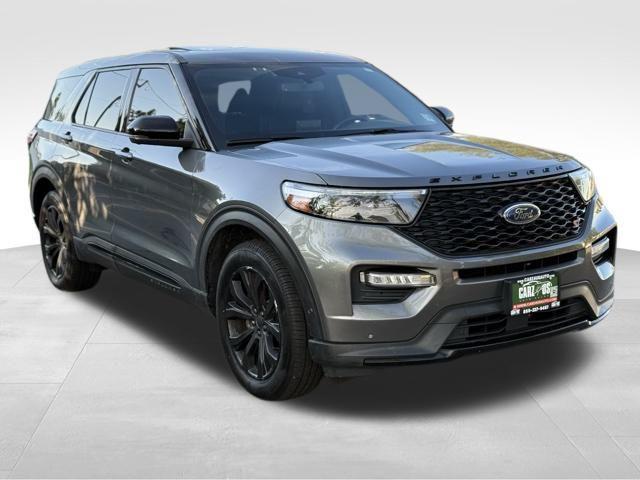 Photo of 2021 Carbonized Gray Metallic Ford Explorer