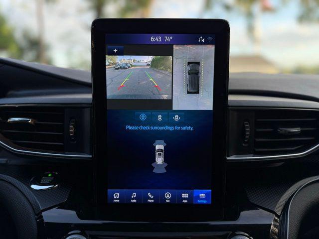 Photo of 2021 Carbonized Gray Metallic Ford Explorer