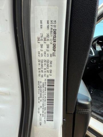 Photo of 2015 Bright White Clearcoat Dodge Durango