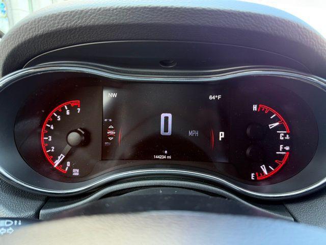Photo of 2015 Bright White Clearcoat Dodge Durango