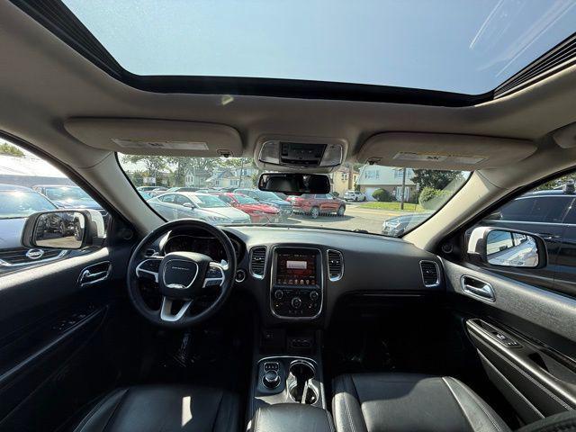 Photo of 2015 Bright White Clearcoat Dodge Durango
