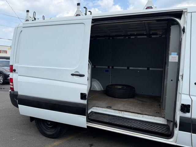 Photo of 2017 Arctic White Mercedes-Benz Sprinter 2500