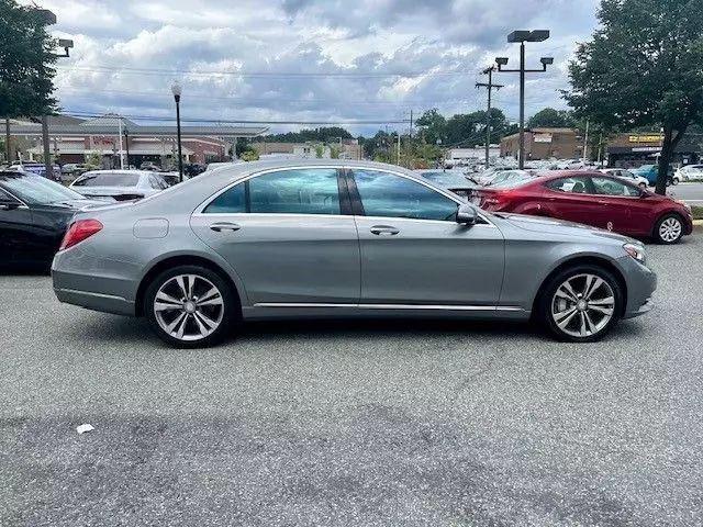 Photo of 2014 Silver Mercedes-Benz S-Class