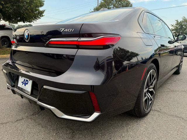 Photo of 2024 Black BMW 740