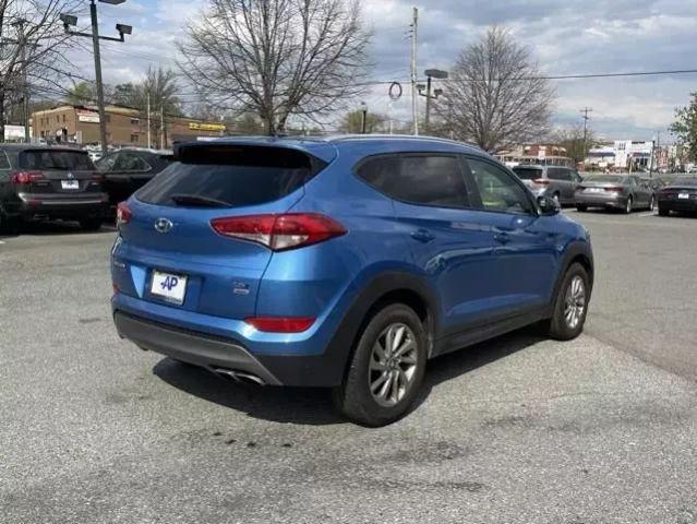 Photo of 2016 Caribbean Blue Hyundai TUCSON