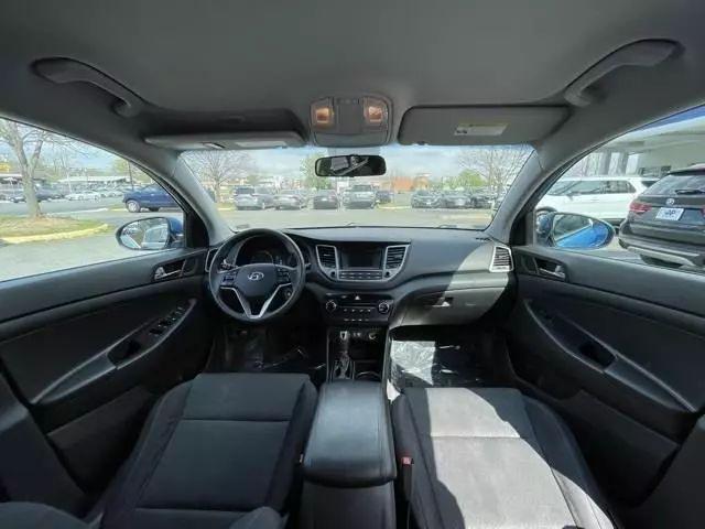 Photo of 2016 Caribbean Blue Hyundai TUCSON
