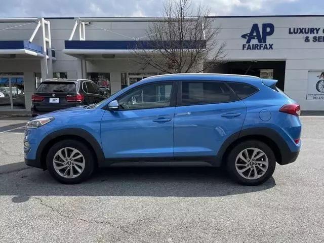 Photo of 2016 Caribbean Blue Hyundai TUCSON