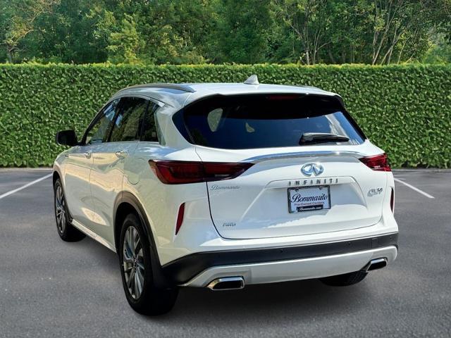 Photo of 2025 Cloud White INFINITI QX50