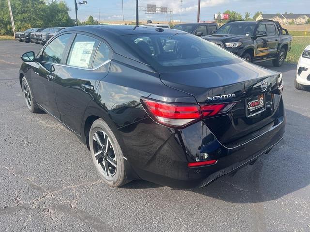 Photo of 2025 Black Nissan Sentra