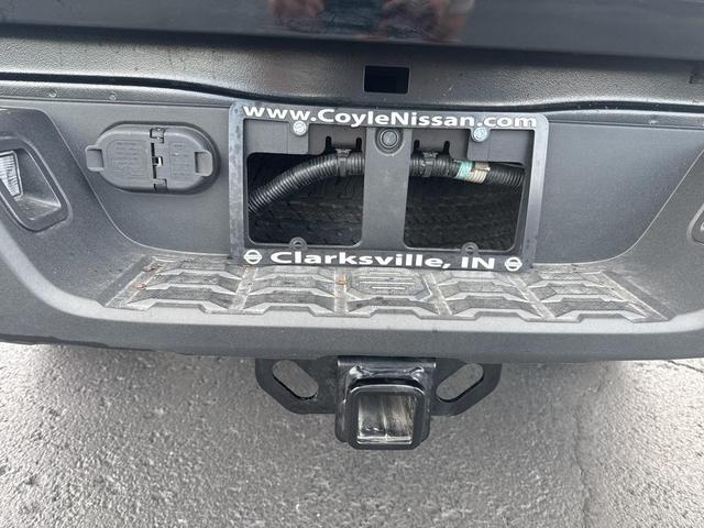 Photo of 2020 Midnight Black Metallic Toyota Tacoma