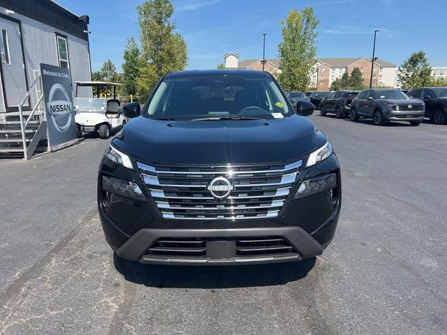Photo of 2026 Black Nissan Rogue