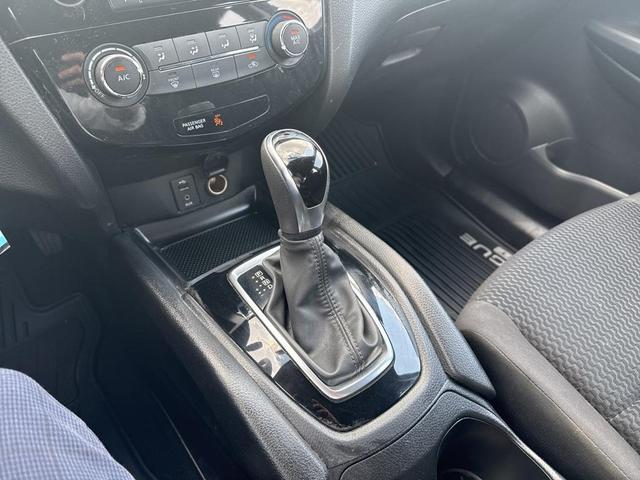 Photo of 2018 Caspian Blue Nissan Rogue Sport