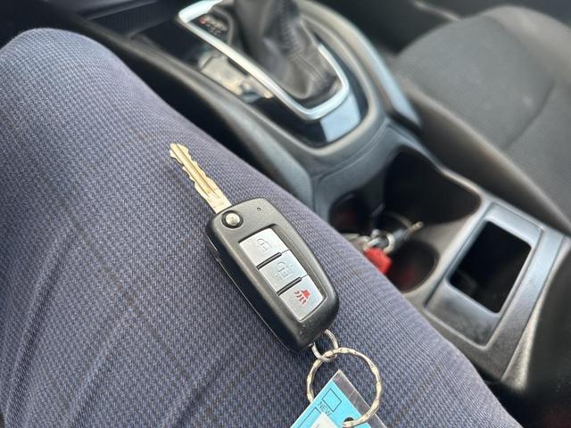 Photo of 2018 Caspian Blue Nissan Rogue Sport