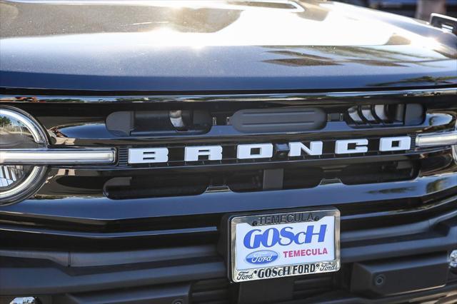 Photo of 2025 Shadow Black Ford Bronco
