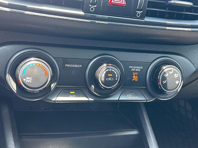 Photo of 2022 Gravity Gray Kia Forte