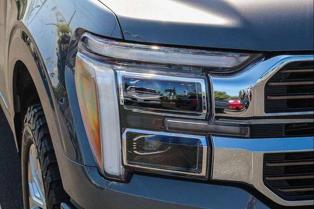 Photo of 2024 Carbonized Gray Metallic Ford F-150