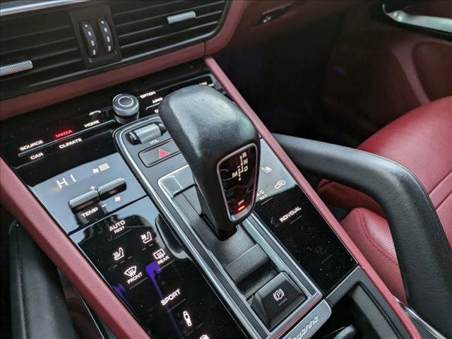 Photo of 2020 Quartzite Grey Metallic Porsche Cayenne