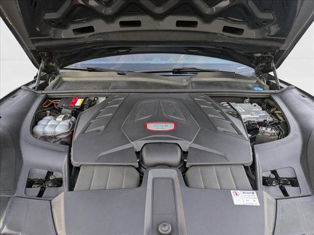 Photo of 2020 Quartzite Grey Metallic Porsche Cayenne