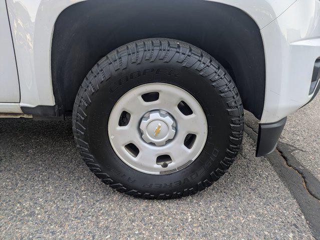 Photo of 2019 Summit White Chevrolet Colorado