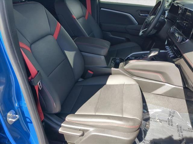 Photo of 2023 Glacier Blue Metallic Chevrolet Colorado