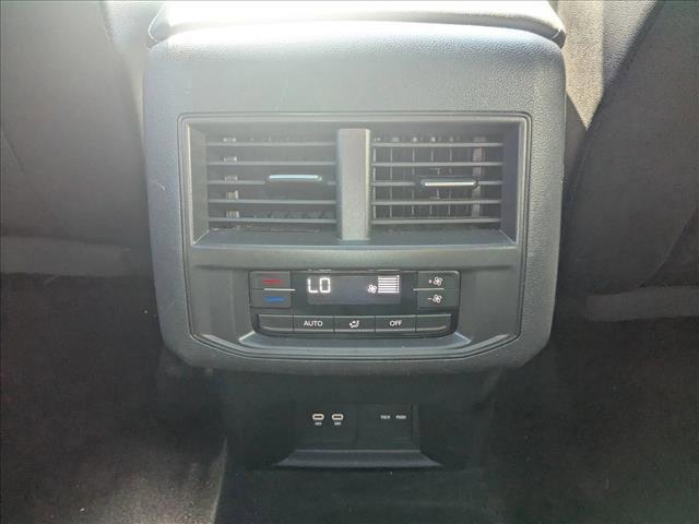 Photo of 2021 Platinum Gray Meta Volkswagen Atlas