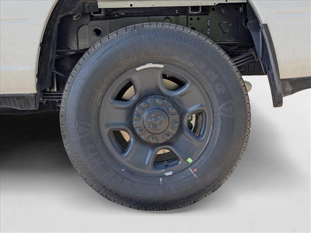 Photo of 2025 Bright White Clearcoat RAM 3500